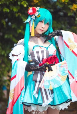 Hatsune Miku@soulsuangjun (تصوير: @EkiAirborne) (معرض الرسوم المتحركة والألعاب في مهرجان الصين الدولي للرسوم الهزلية) (9P)