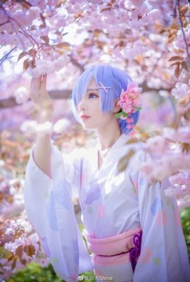 رد: الحياة في عالم مختلف من زيرو ريم Yukata@缿天Shine (9P)