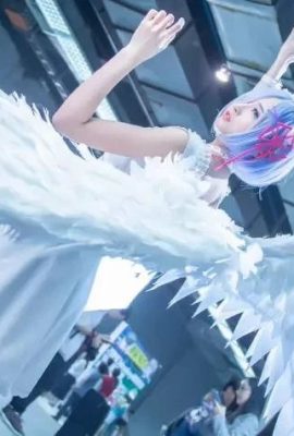 “إعادة: صفر بدء الحياة في عالم آخر” Angel Rem Cosplay (9P)