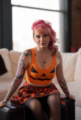 (Suicide Girls)07 أكتوبر 2024 – Ktstrange – Summerween (50P)